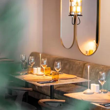 L'olivier Boutique Μον